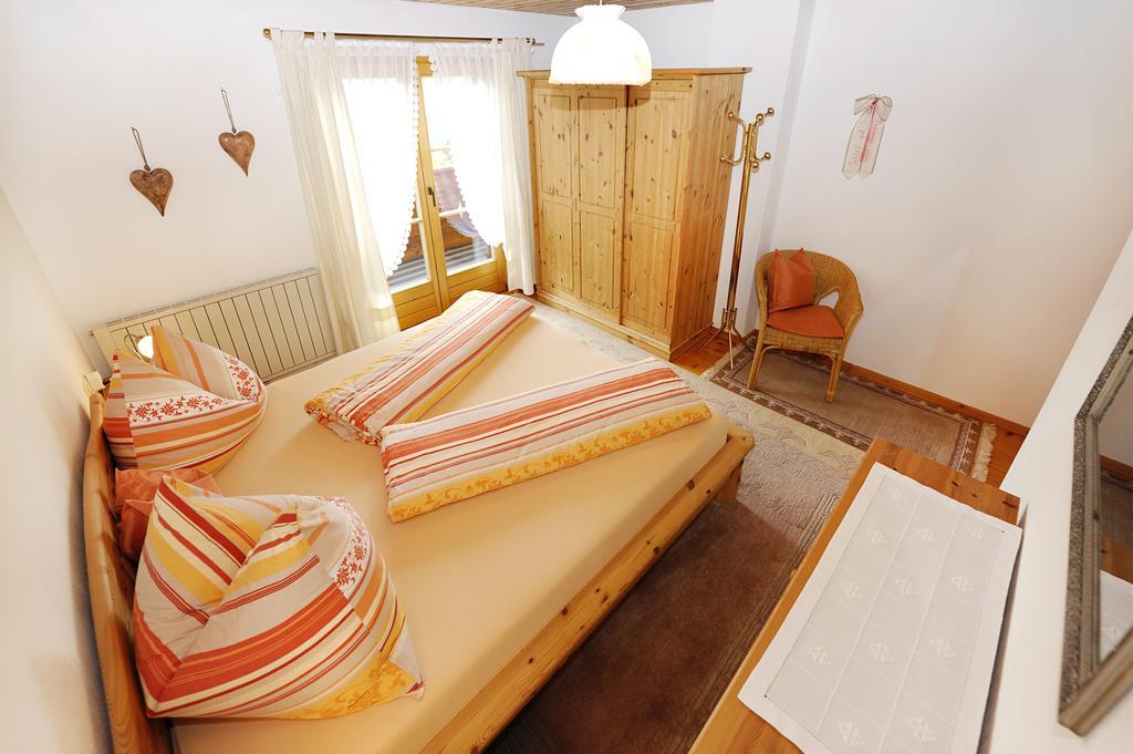 Haus Natalie Apartment Bartholomaeberg Room photo